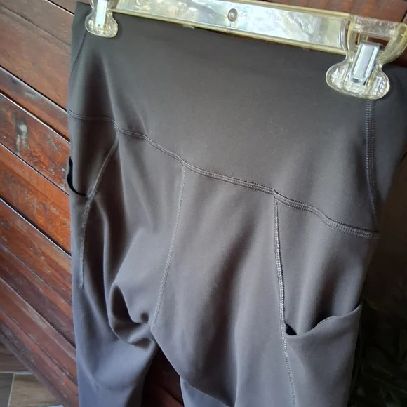 Lululemon Wunder Under Train Leggings With Pockets - Picture 6 of 13